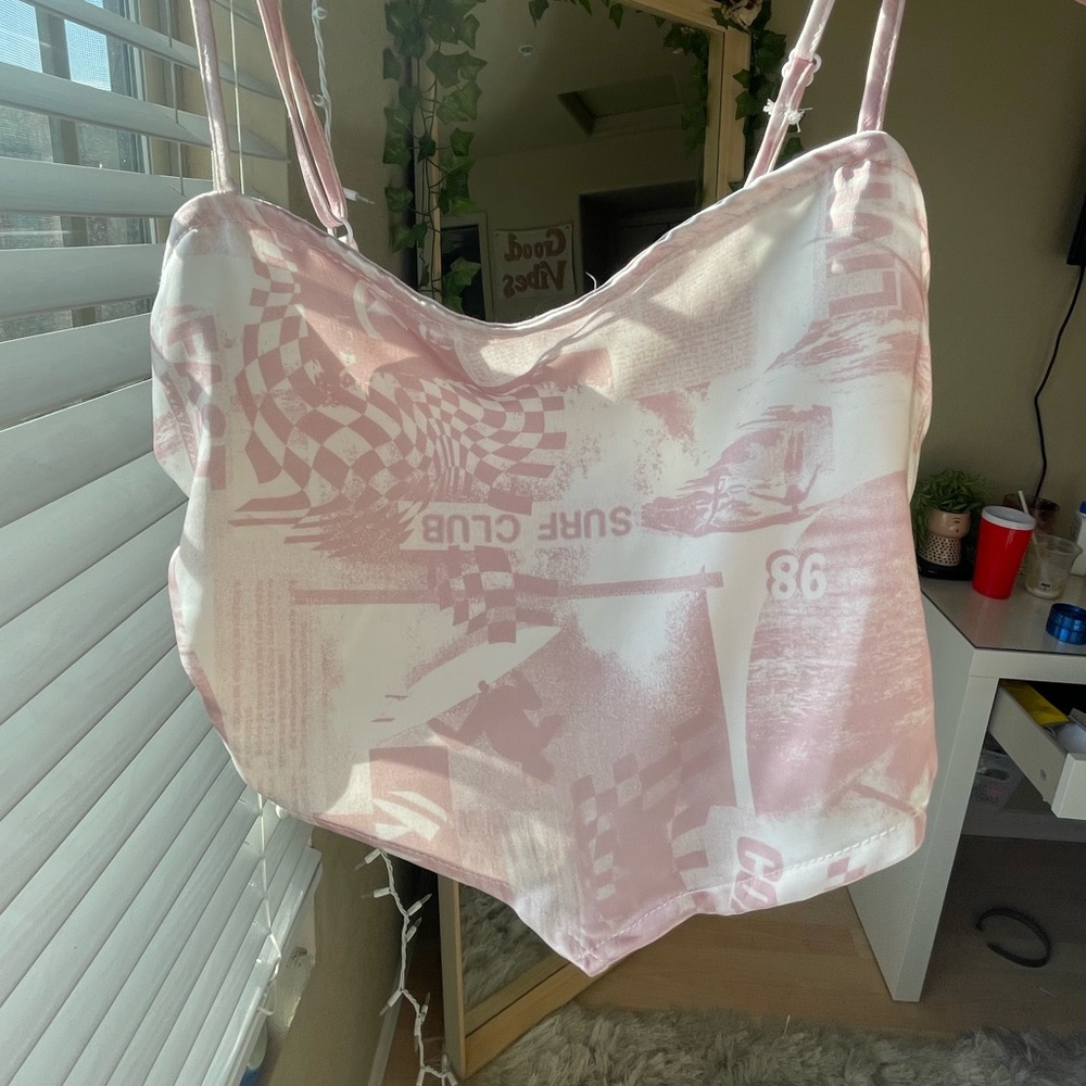 LA hearts crop top